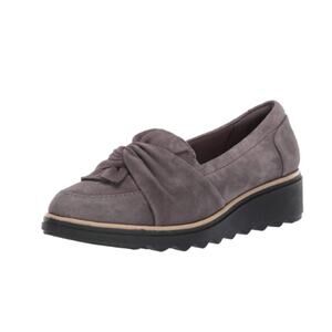 Clarks Women 9 Wide Gray Suede Sharon Dasher Wedge Loafer Comfort